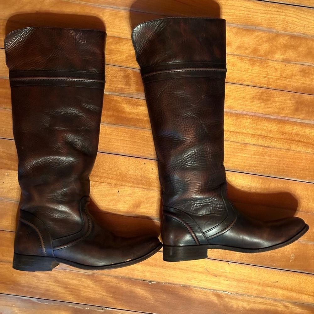 Frye Melissa Trapunto Knee High Boots size 8